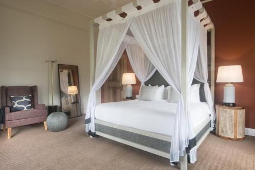King Room with Garden View