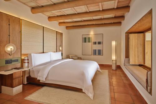 Grand - Butler Service, 1 Bedroom Suite, 1 King, Ocean view