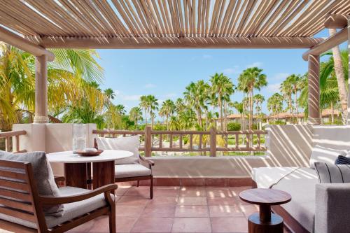 Grand - Butler Service, Junior Suite, 1 King, Garden view
