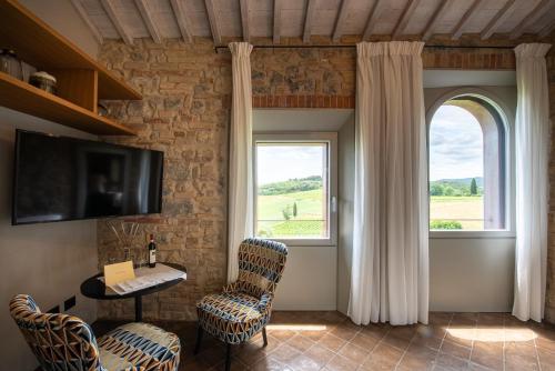 Deluxe King Room with View