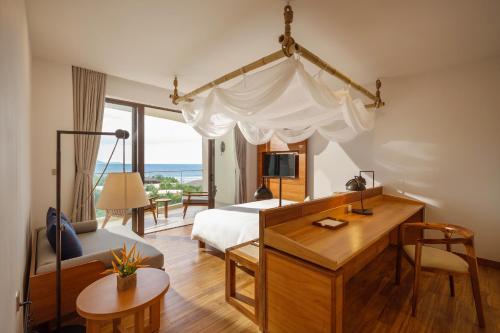 Seaview One-Bedroom Suite
