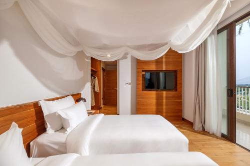 Gardenview Two-Bedroom Suite