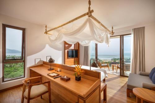 Seaview Two-Bedroom Suite