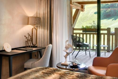 Double or Twin Room with Balcony