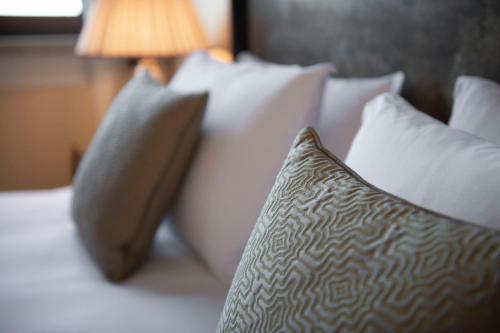 Grand Deluxe Room