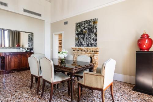 Tintoretto Suite