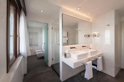 Lido Suite