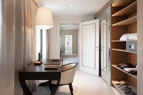 Lido Suite