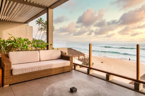 Villa Noosa (with one way airport transfer)