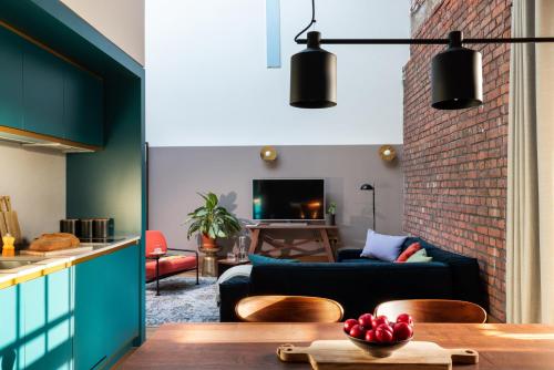 One-bedroom Loft Apartment