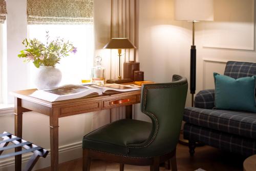 Courtyard Suite