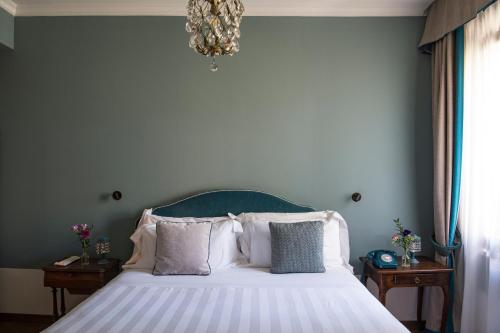 Double or Twin Room with View