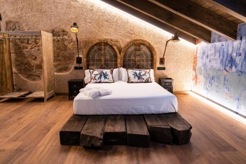 Deluxe Suite with Spa Bath