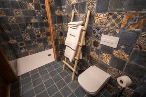 Deluxe Suite with Spa Bath