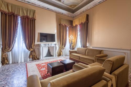 Deluxe Junior Suite
