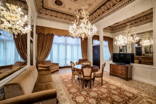 Presidential Suite