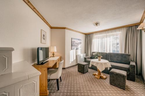 One Bedroom Suite