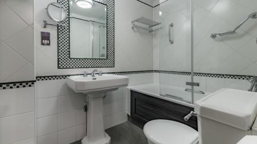 Deluxe Double or Twin Room with Ocean View