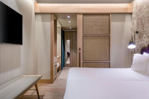 Gran Deluxe Twin Room with City View