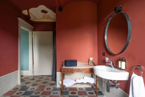 Suite with Garden View