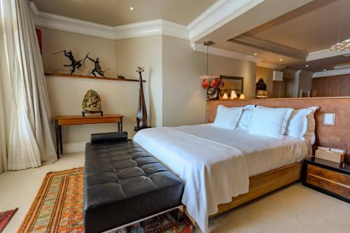 Premium Oceanfront Suite