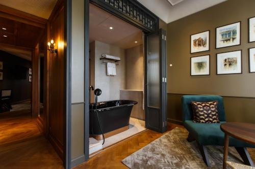 Junior Suite with Private Pool