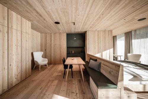 Suite with Sauna