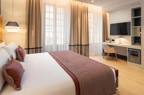 Superior Triple Room (3 Adults)