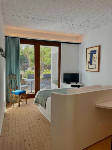 Double Room with Pool View