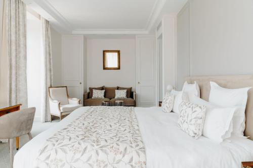 Suite with Terrace with Air-Conditioning