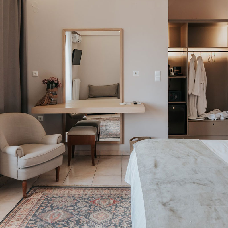 Deluxe King Room