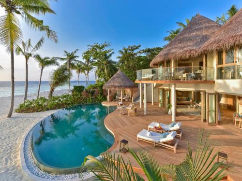 Beach Residence with Private Pool