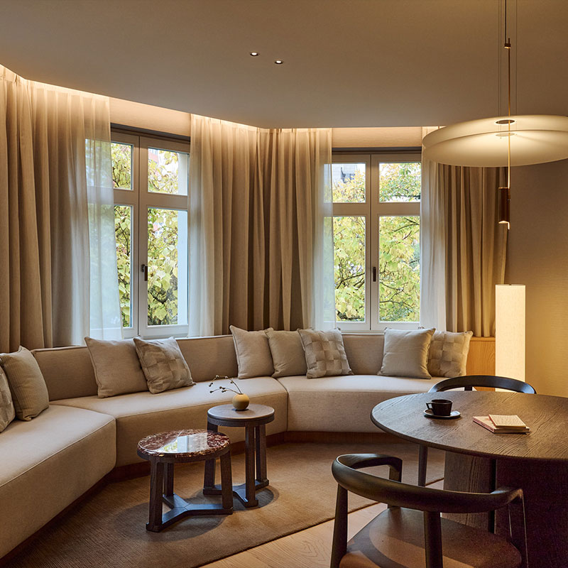 Corner Suite