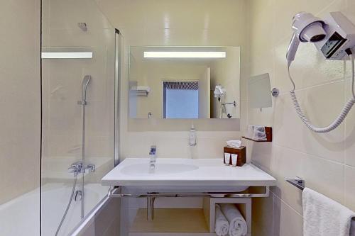 Privilege Twin Room with Balcony