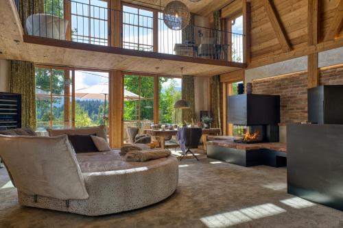 Premium Lodge