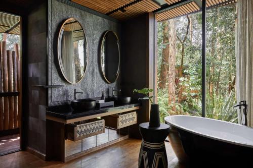 Virunga Lodge