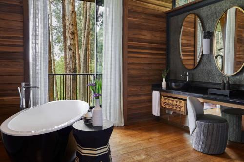 Forest Treehouse