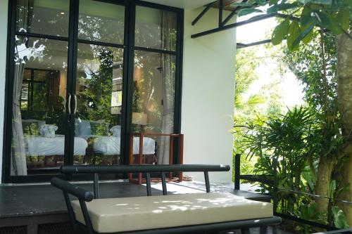 Greenfront Family Villa