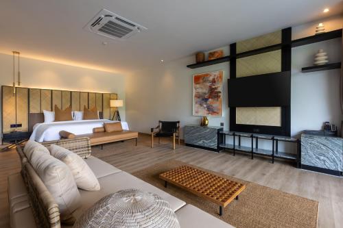 Suite with Private Pool