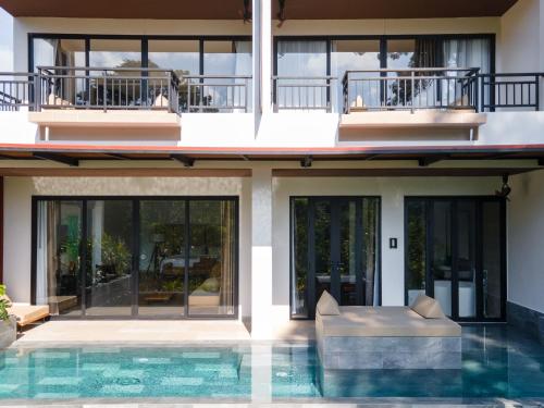 Suite with Private Pool