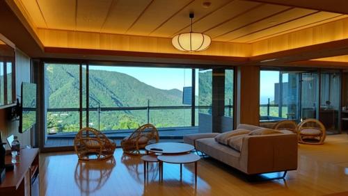 Suite with Tatami Area with Open-Air Bath - (ZEN/ SEN/ SHIN/ EN)