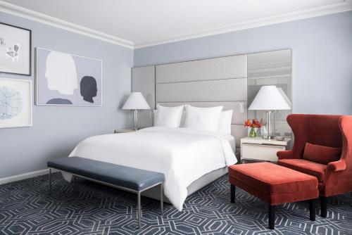 One-Bedroom King Suite - Mobility Access