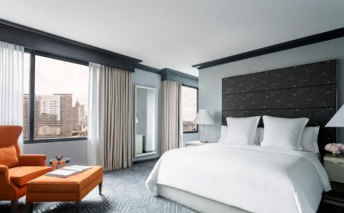 Midtown King Suite
