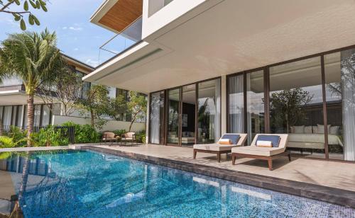 Lush Villa 2 Bedroom with Pool