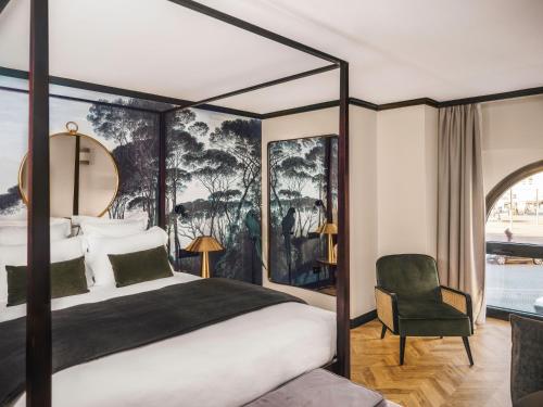 Deluxe Double Room with Harbor View