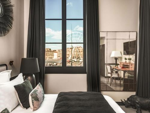 Deluxe Double Room with Harbor View