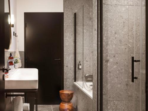 Deluxe Triple Room with Harbor View