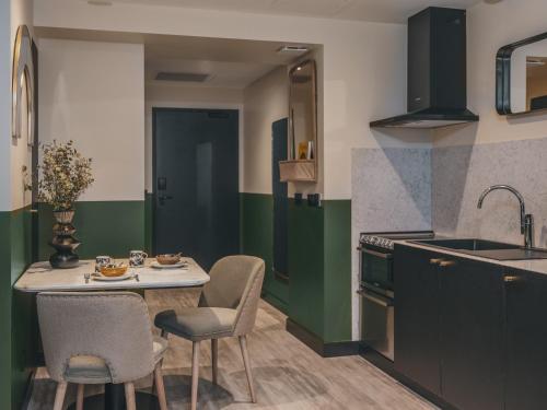 One Bedroom Apartment