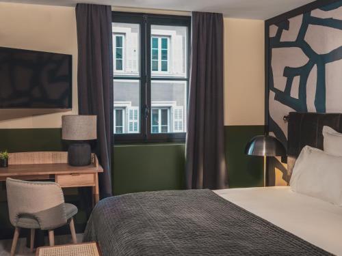 One Bedroom Apartment