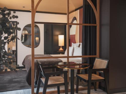 One Bedroom Apartment
